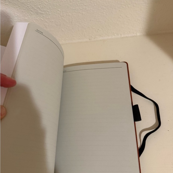 Brown Meetings Organizer Notebook - Picture 4 of 5